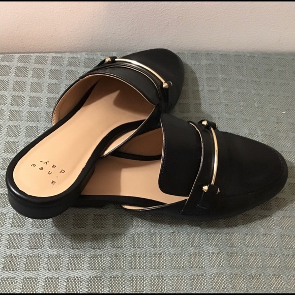 Backless Loafers - Picture 2 of 3